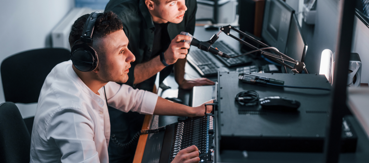 When the economy shakes, podcasts get longer