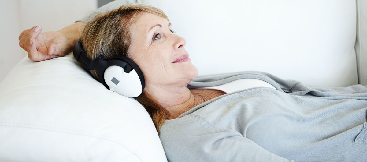 Best Menopause &amp; Perimenopause Podcasts (2026)