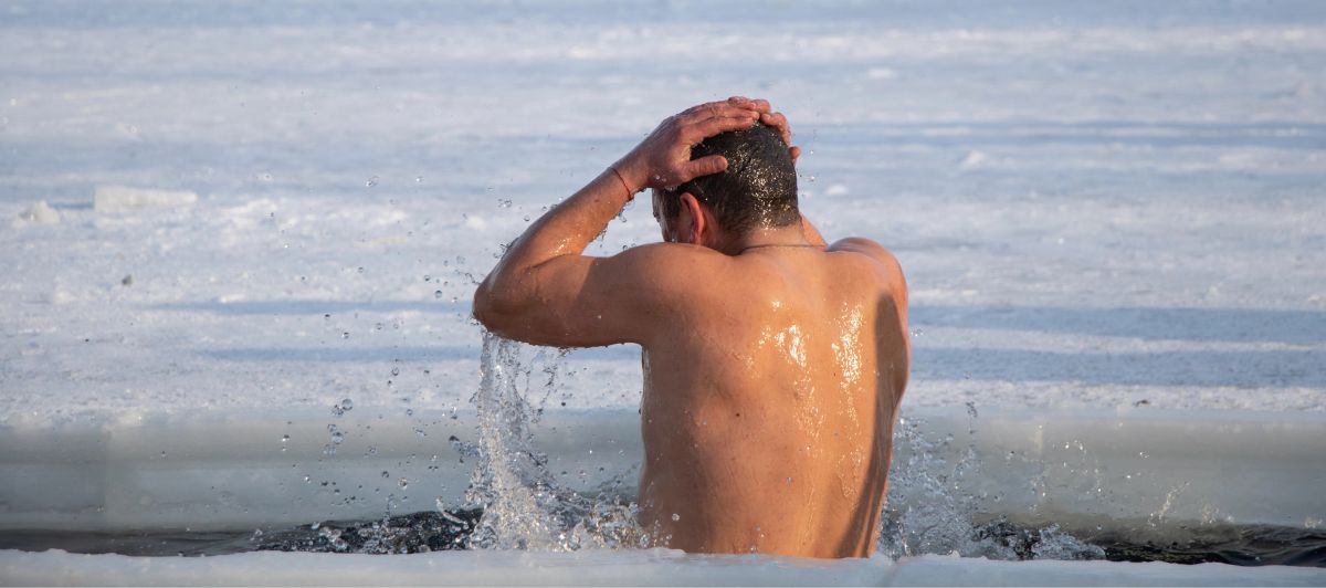 Cold Plunges & Saunas: What Top Podcasts Recommend